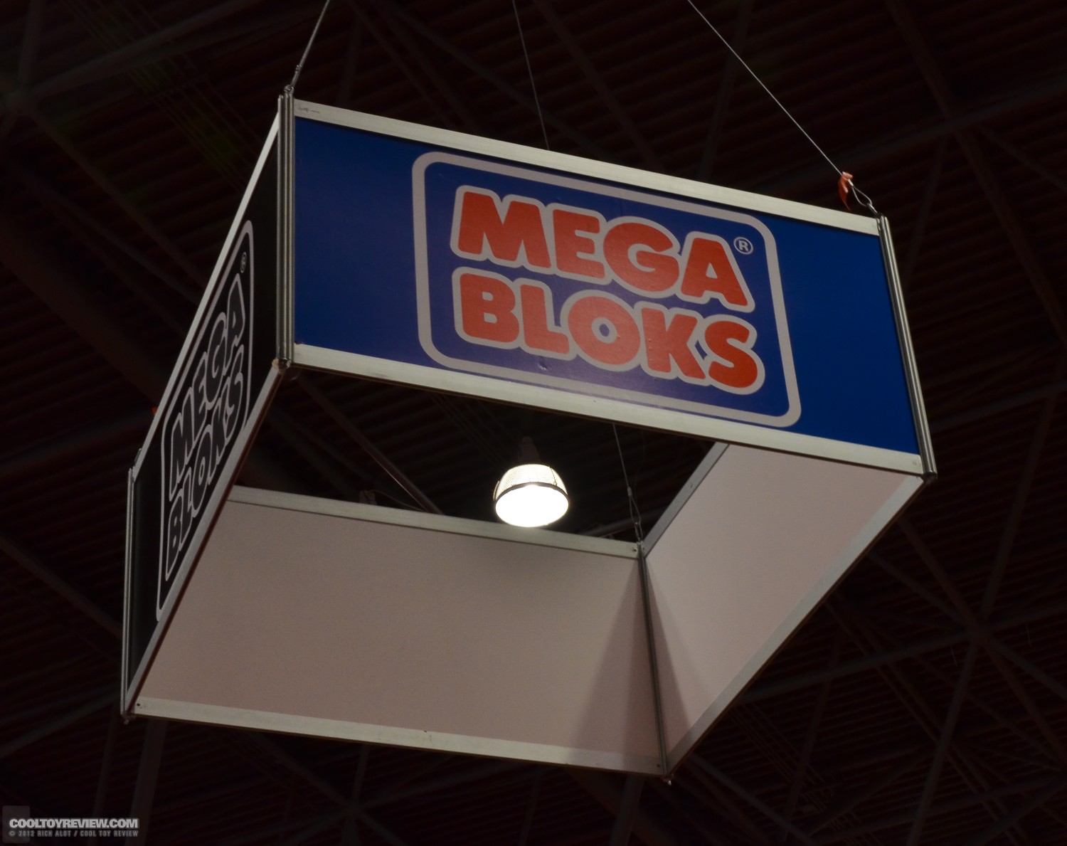 Mega_Bloks_NYCC-01.jpg