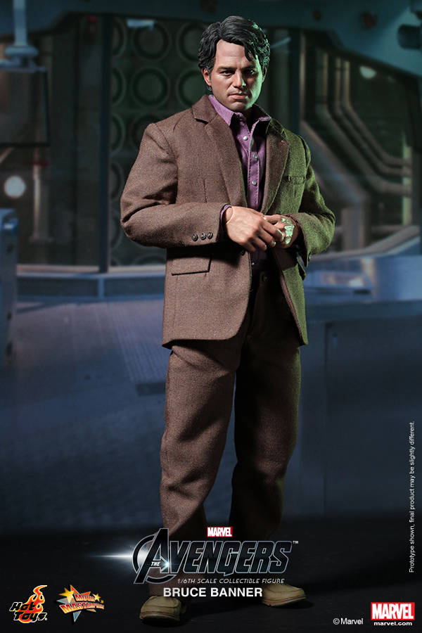 Hot-Toys-The-Avengers-Bruce-Banner-Collectible-FigureMMS-01