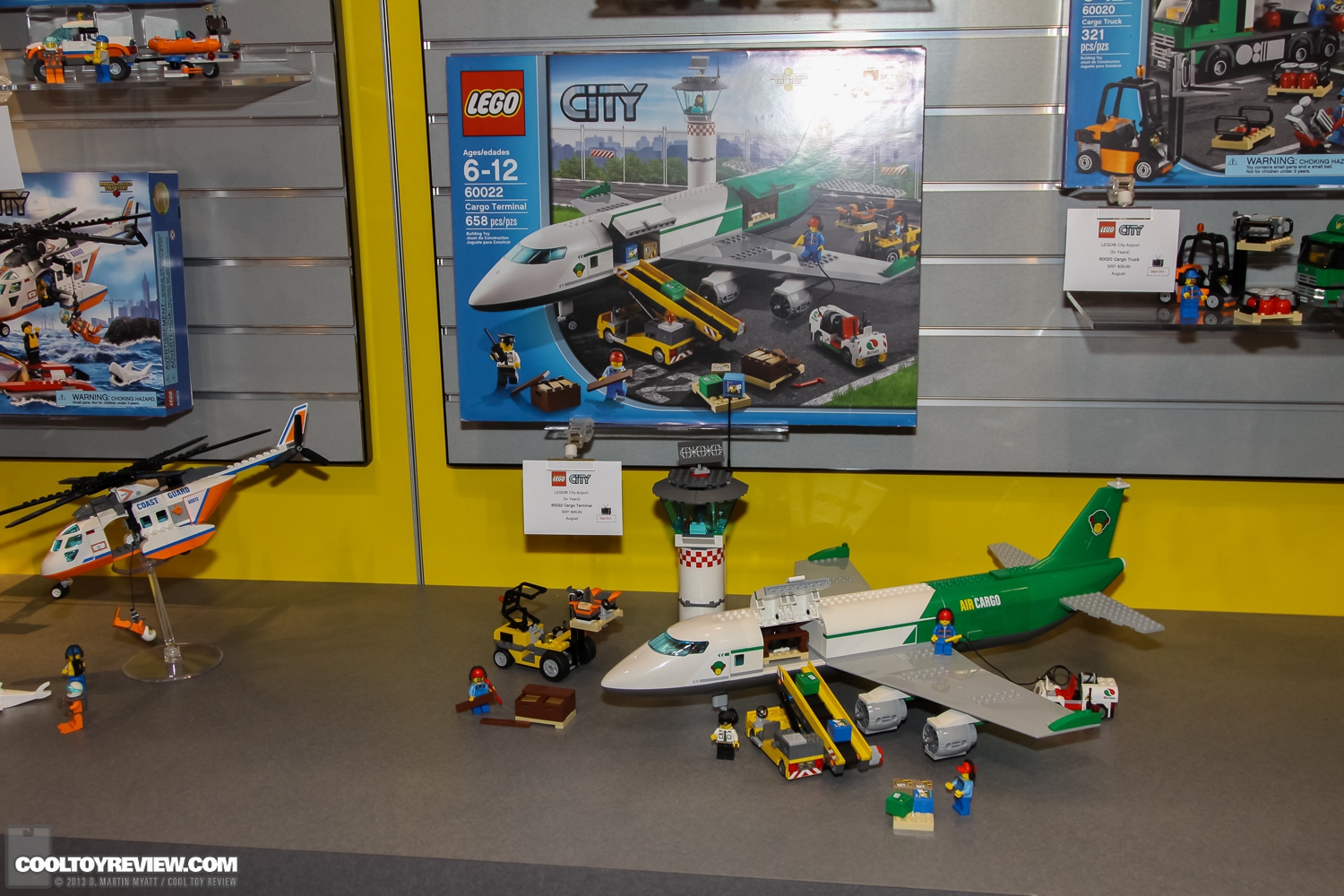 Hasbro_2013_International_Toy_Fair_LEGO-164.jpg