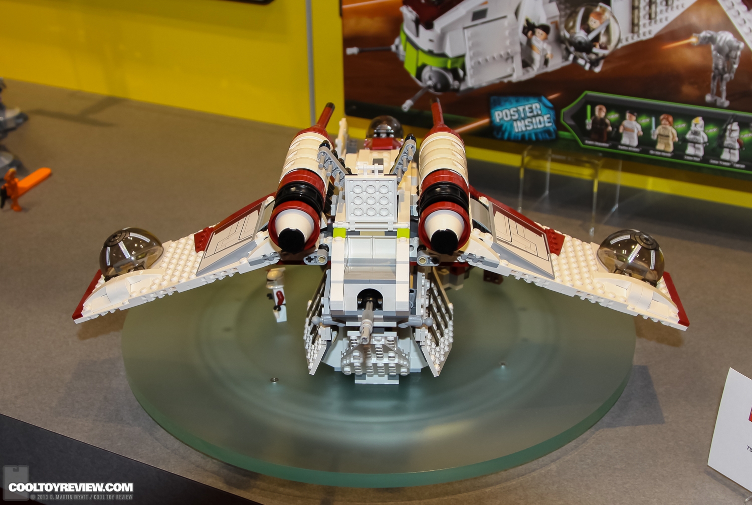Hasbro_2013_International_Toy_Fair_LEGO-393.jpg
