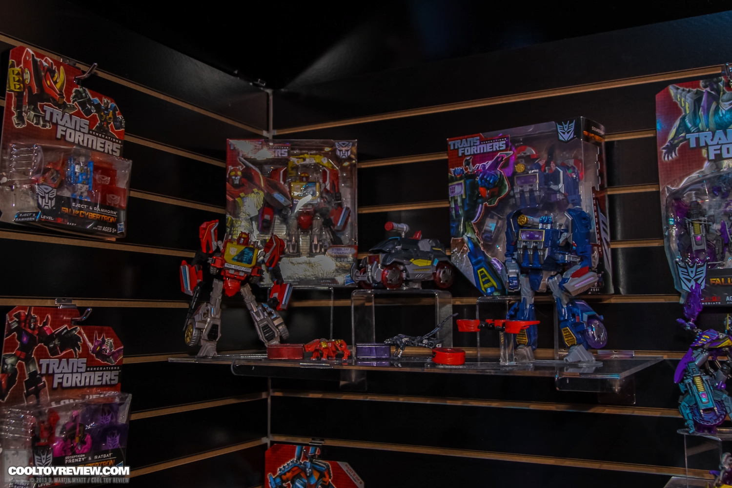 Hasbro_2013_International_Toy_Fair_Transformers-02.jpg