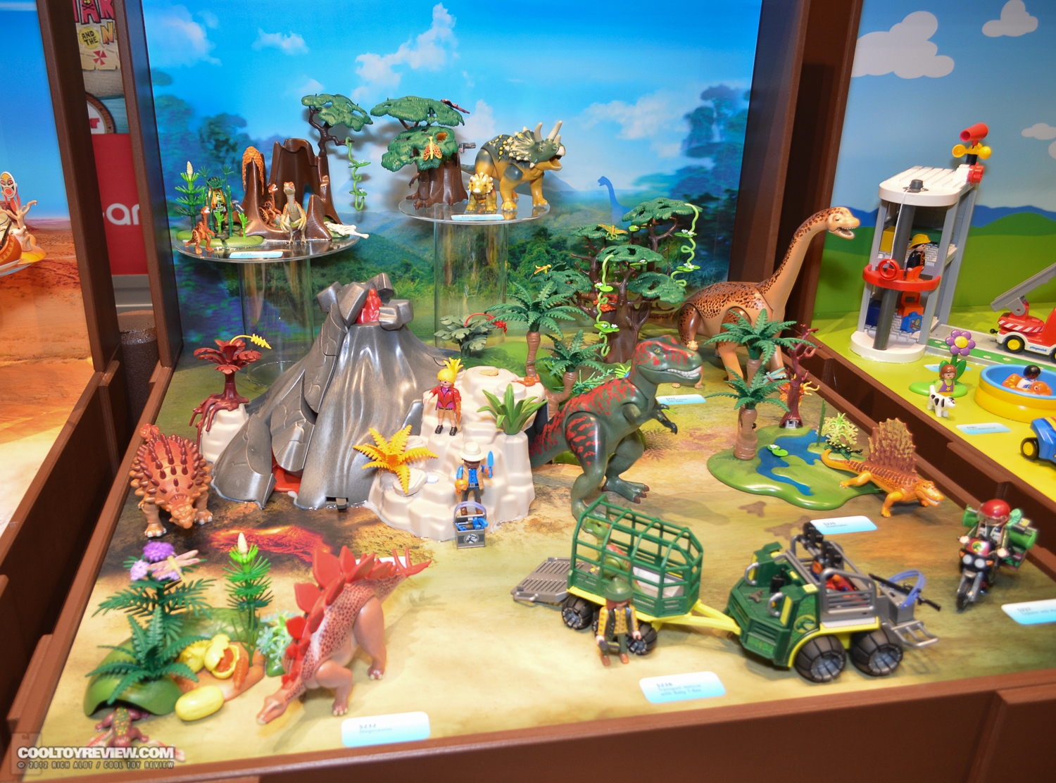Toy-Fair-2013_Playmobil-44.JPG