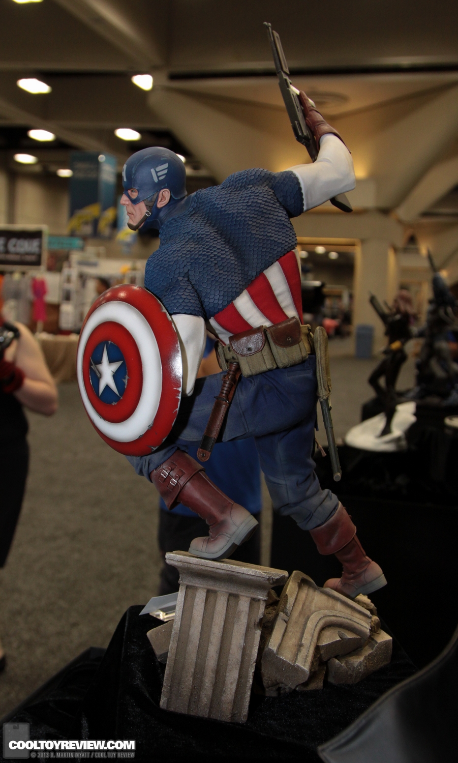 SDCC_2013_Sideshow_Collectibles_Thursday-163.jpg