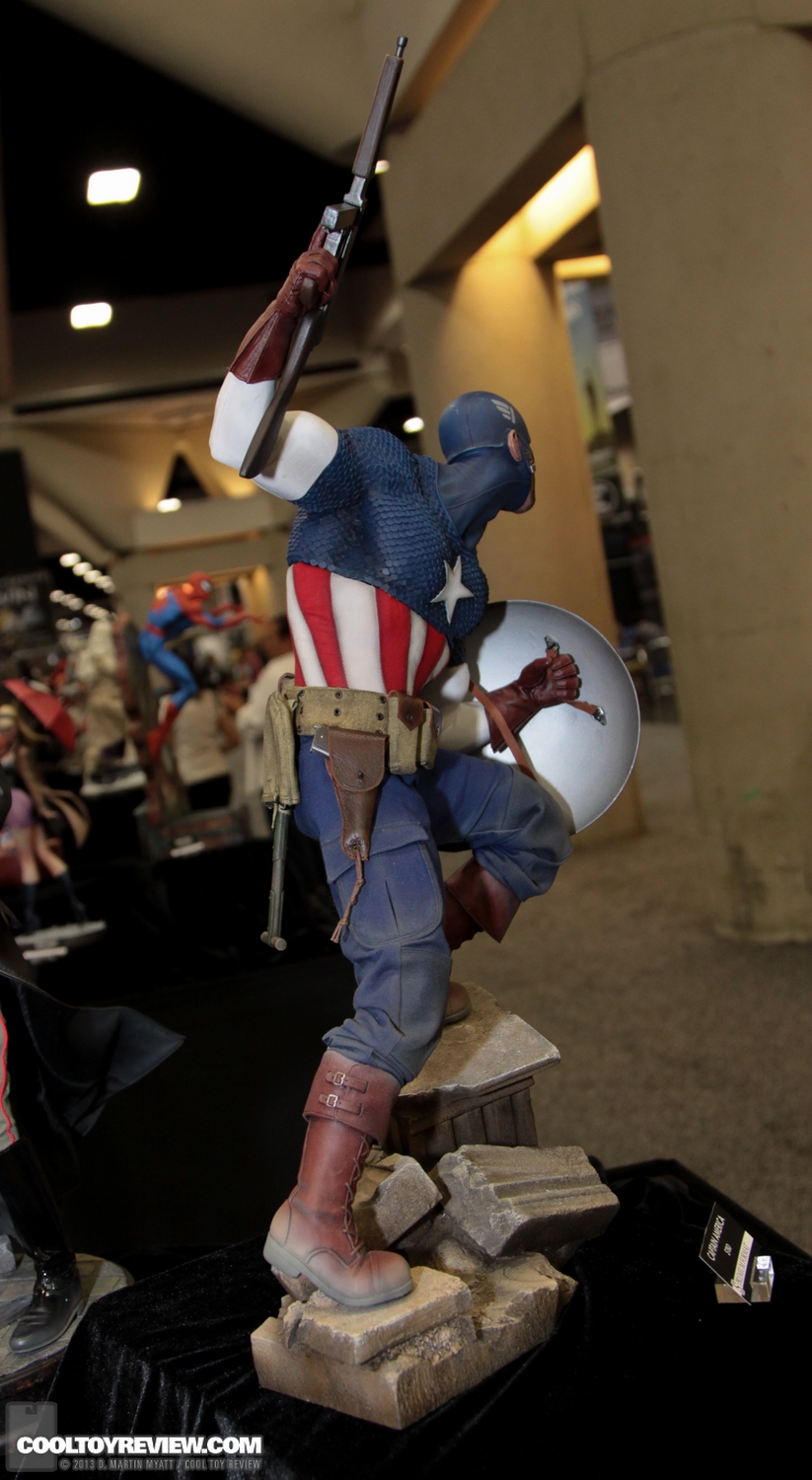SDCC_2013_Sideshow_Collectibles_Thursday-164.jpg