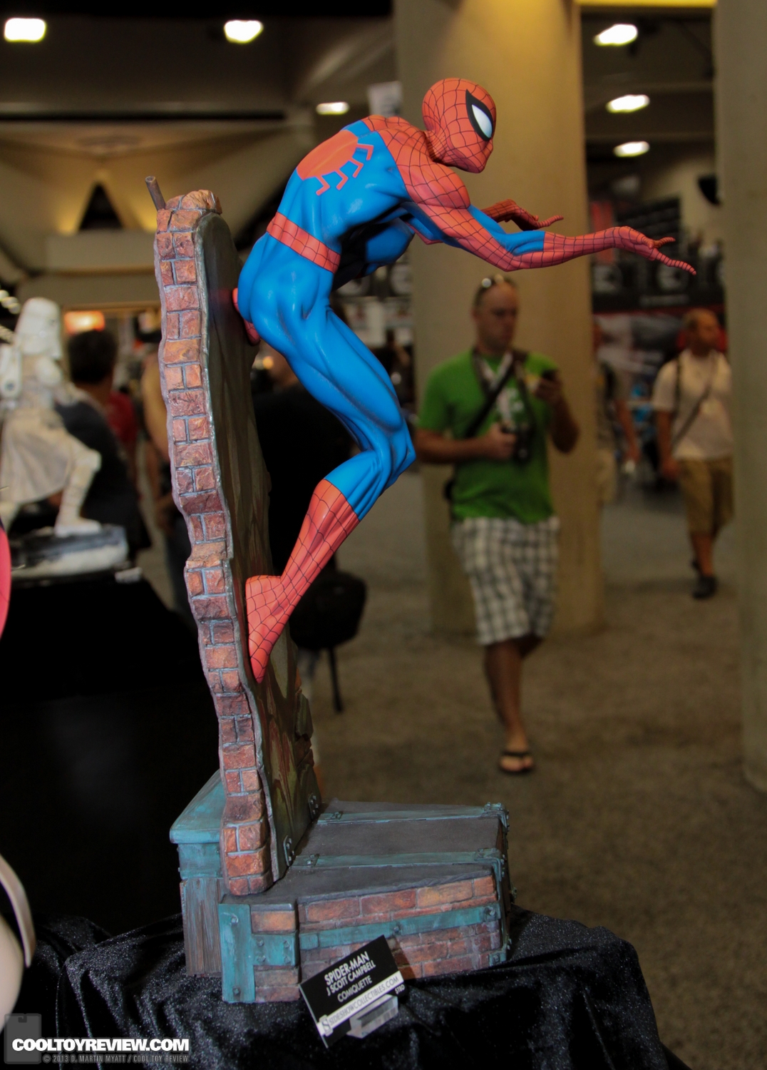 SDCC_2013_Sideshow_Collectibles_Thursday-191.jpg