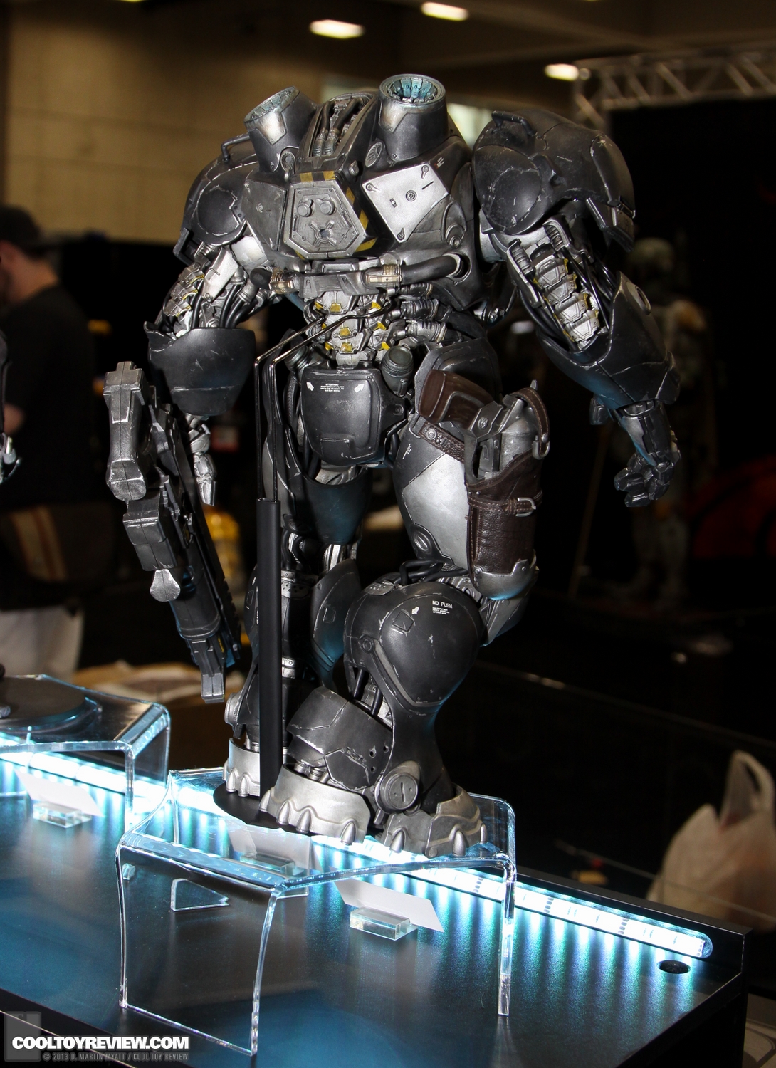 SDCC_2013_Sideshow_Collectibles_Wed-017.jpg