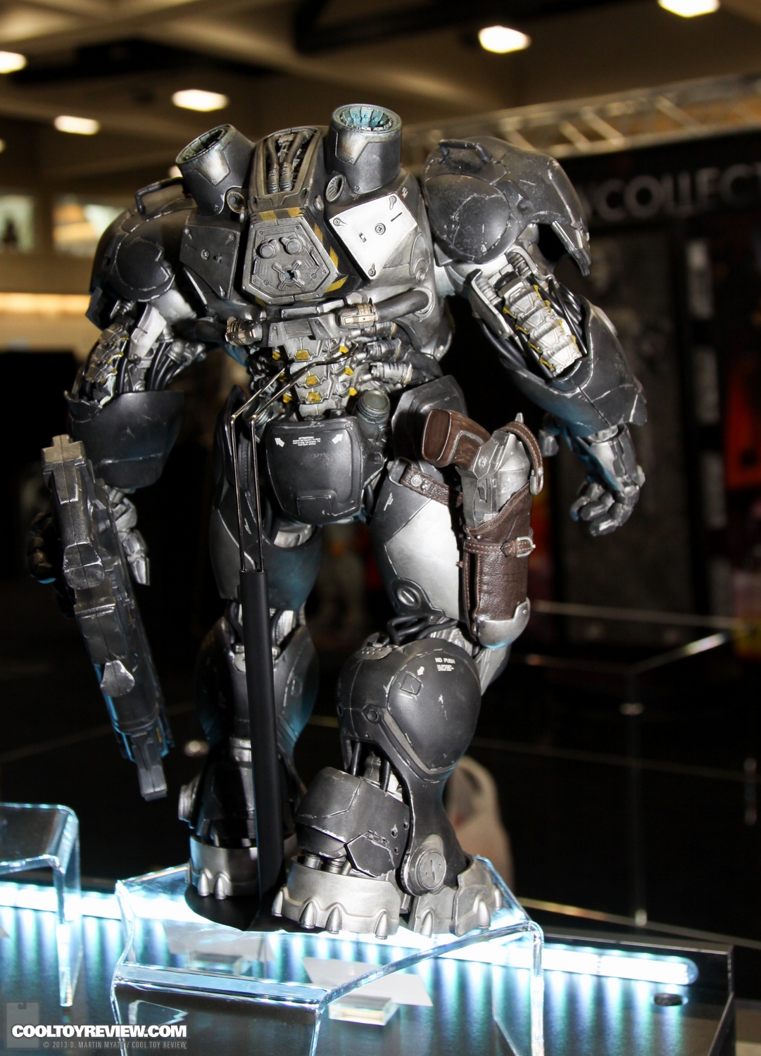 SDCC_2013_Sideshow_Collectibles_Wed-018.jpg