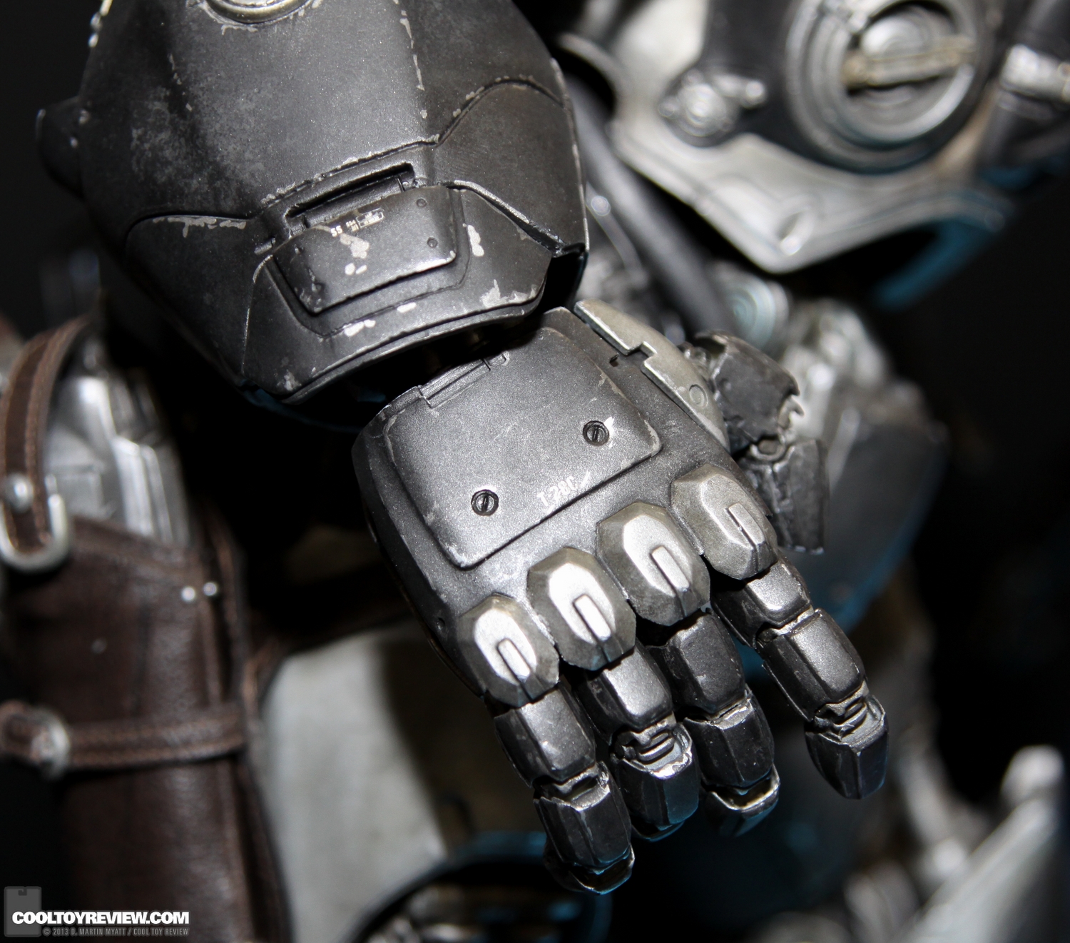 SDCC_2013_Sideshow_Collectibles_Wed-022.jpg