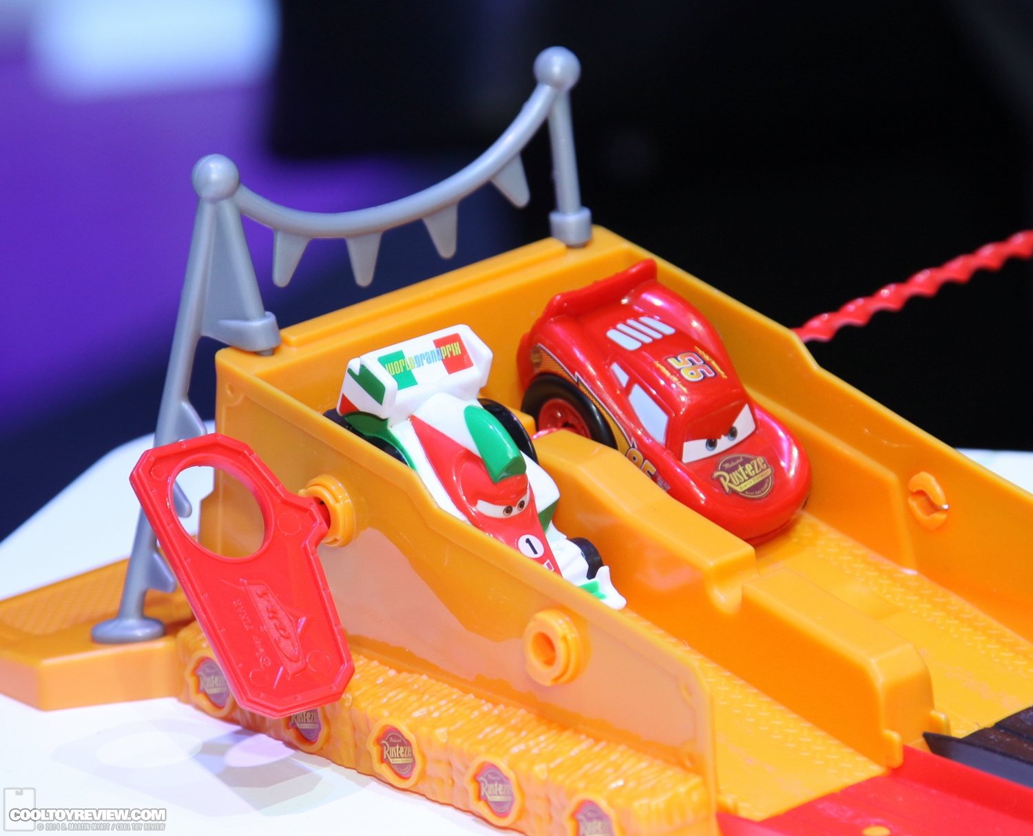 Toy-Fair-2014-Mattel-Showroom-250.jpg