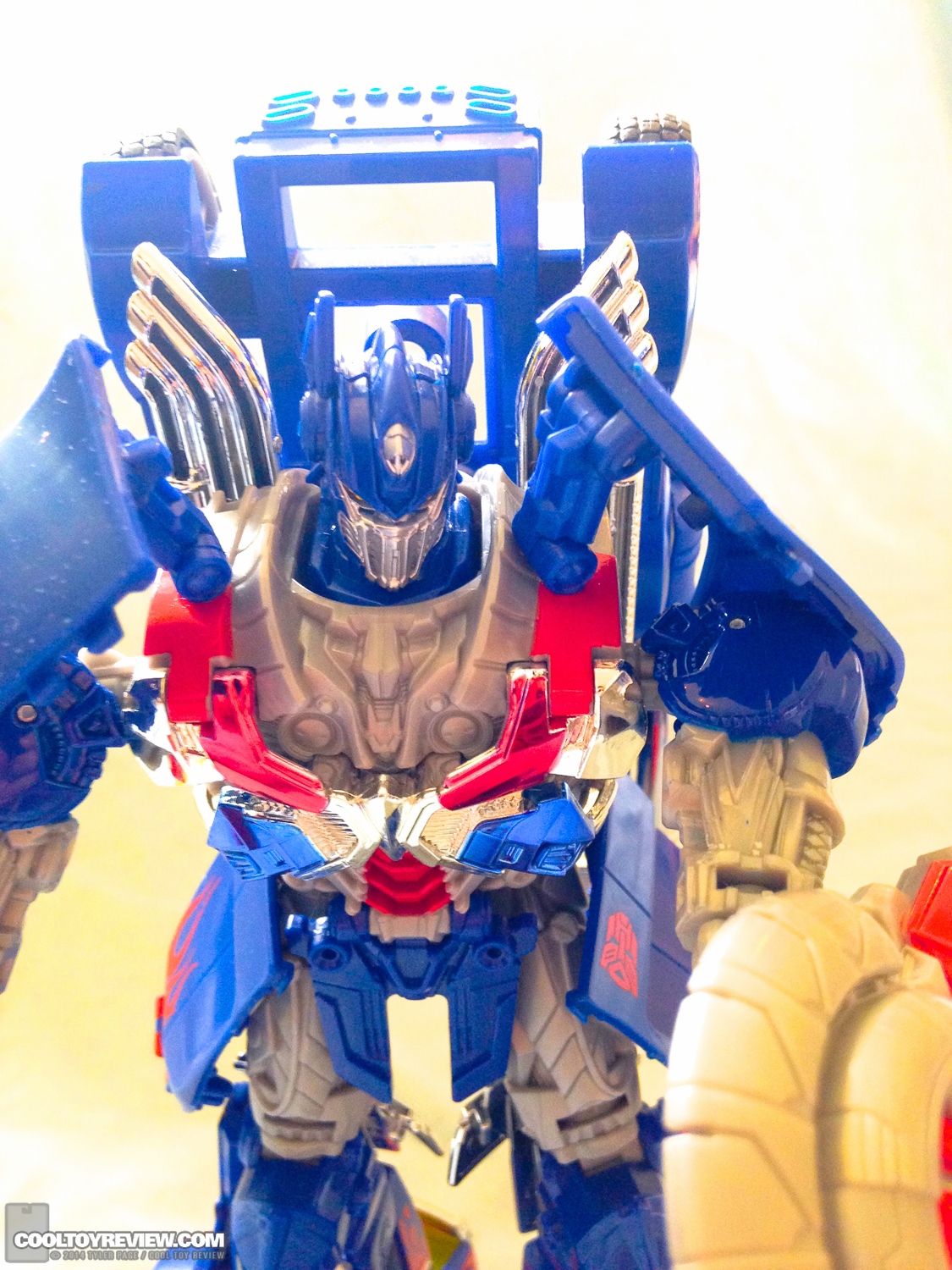 Transformers-Age-of-Extinction-Hasbro-Action-Figures-Review-024.jpg