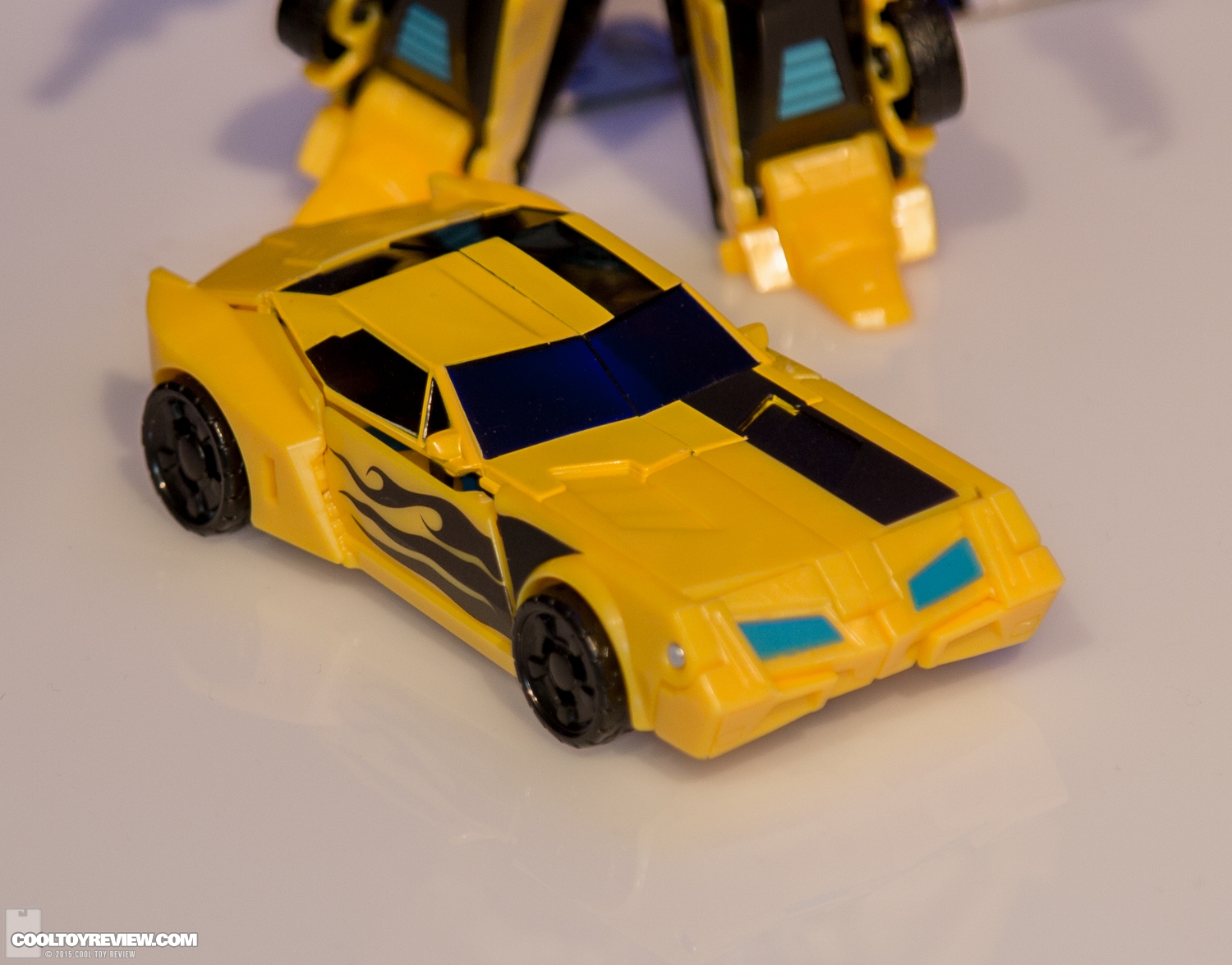 NYCC-2015-Hasbro-Transformers-002.jpg