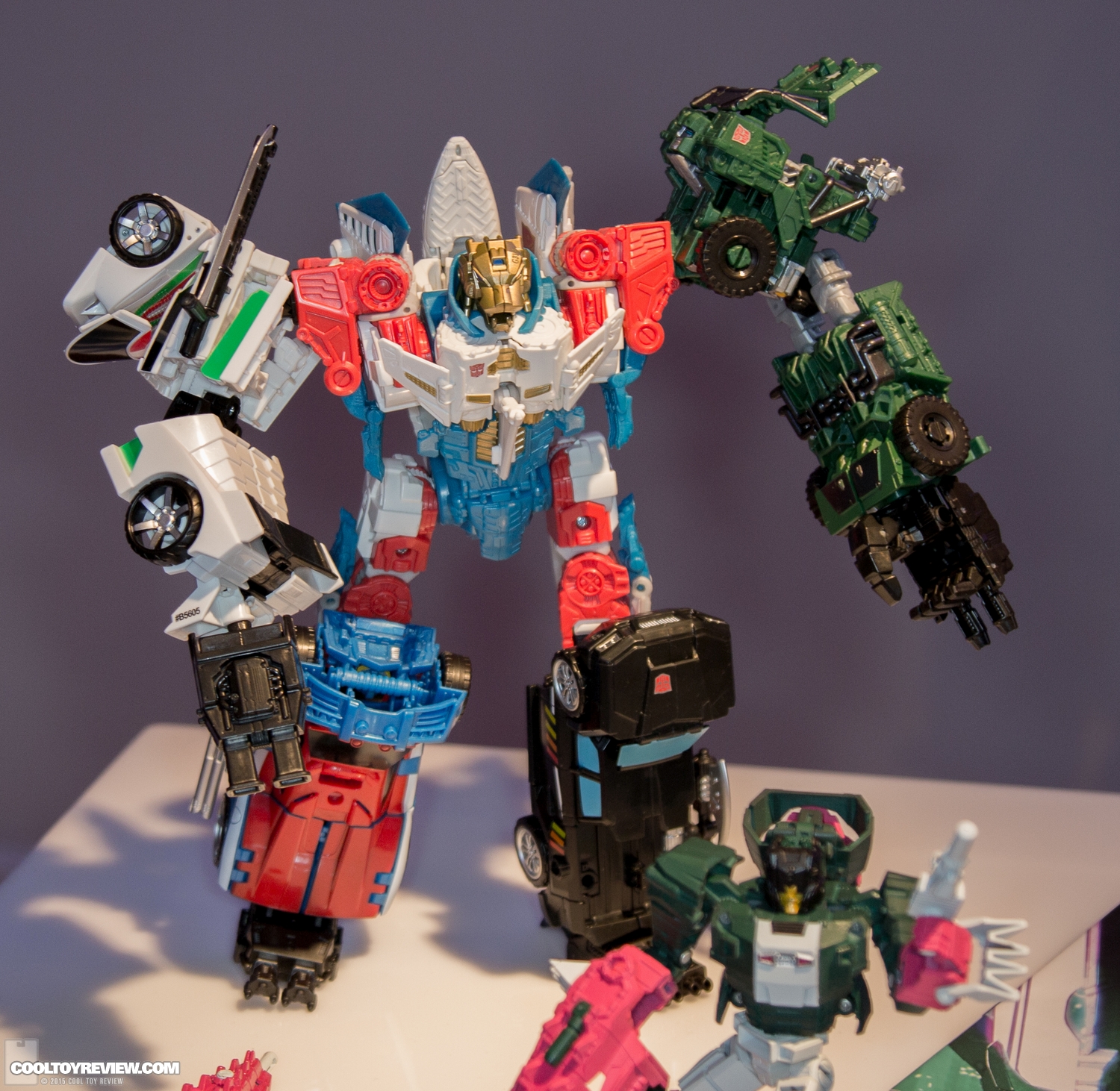 NYCC-2015-Hasbro-Transformers-020.jpg