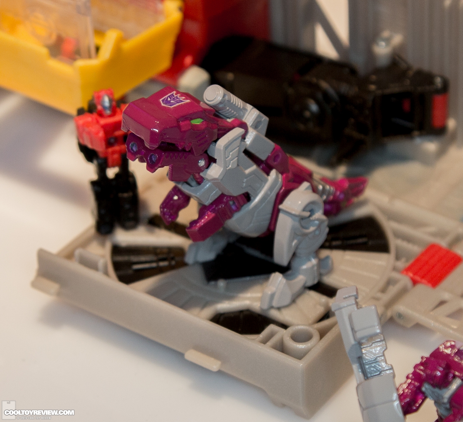NYCC-2015-Hasbro-Transformers-038.jpg