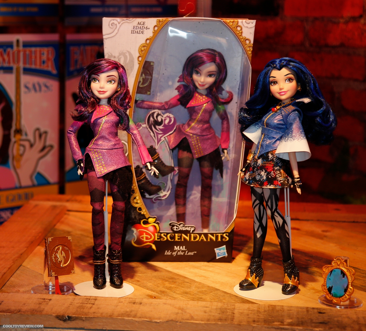 2015-Toy-Fair-Hasbro-Disney-Descendants-Friendship-Games-008.jpg