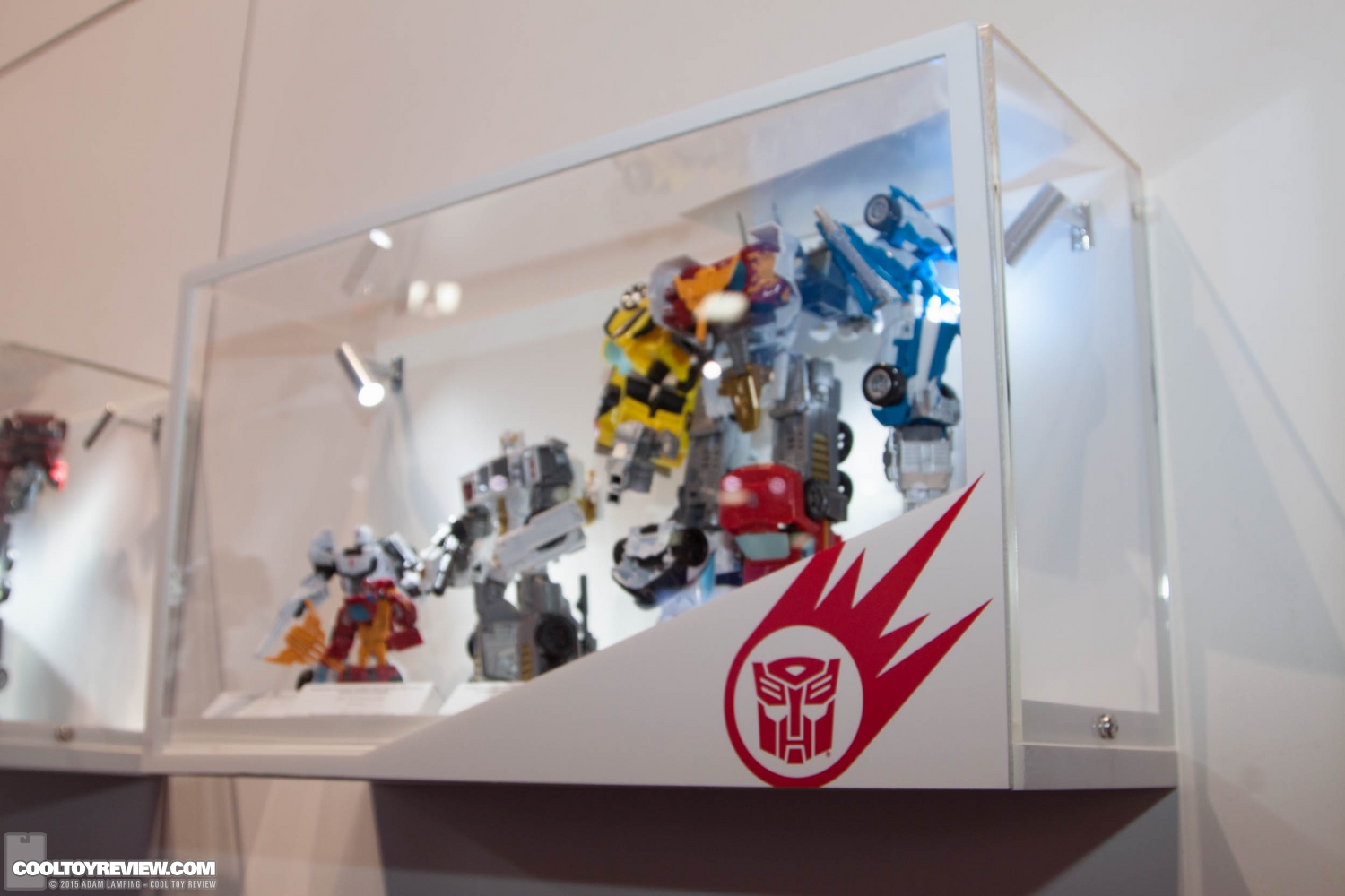 san-diego-comic-con-2015-hasbro-transformers-056.jpg