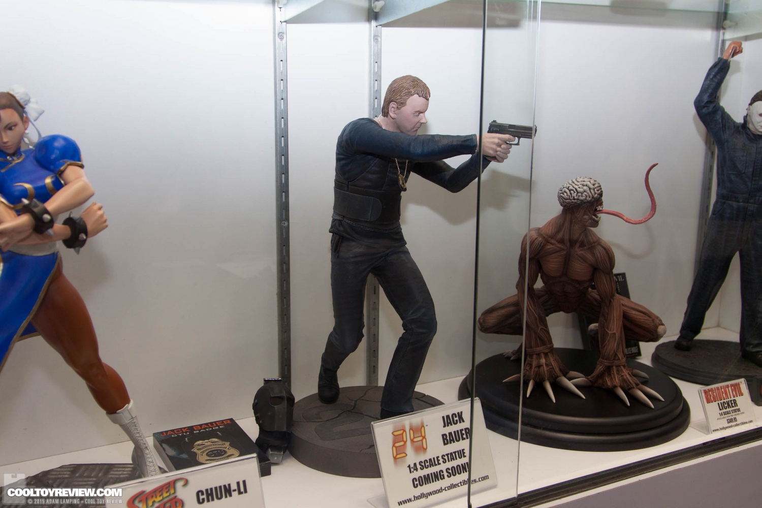 san-diego-comic-con-2015-hollywood-collectibles-group-014.jpg