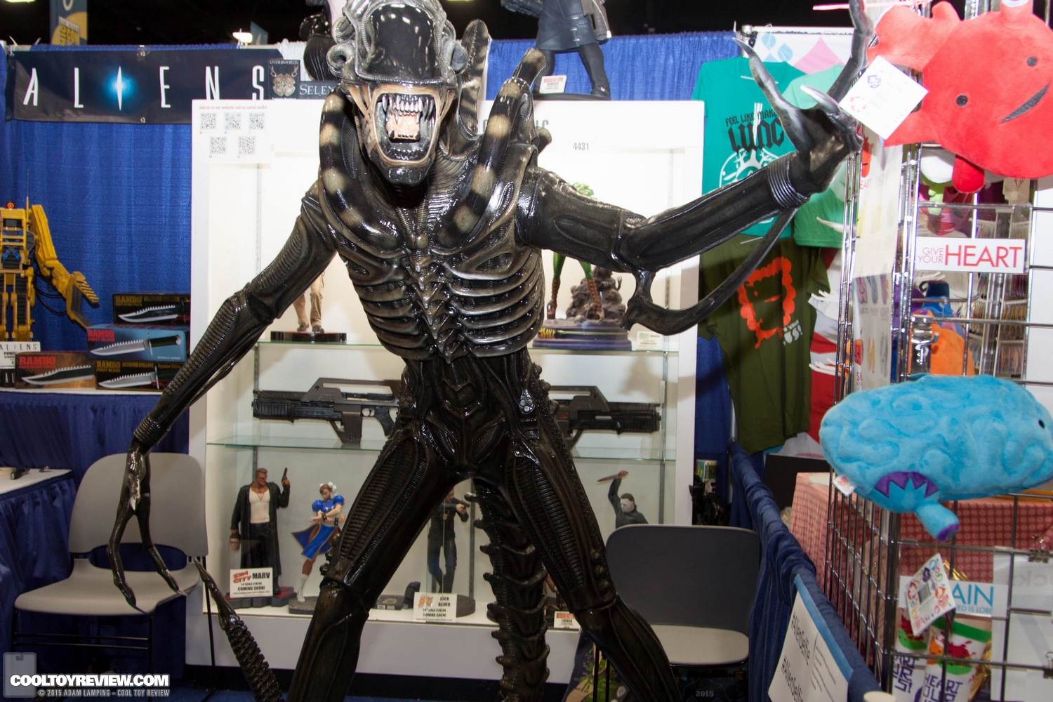 san-diego-comic-con-2015-hollywood-collectibles-group-019.jpg