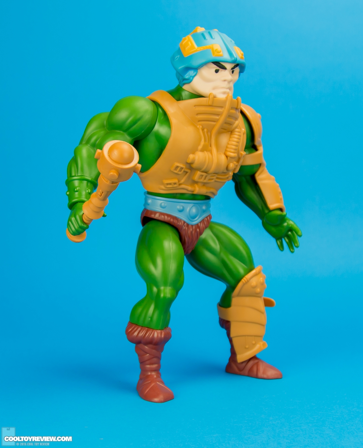 Mattel-MOTUC-Giant-Man-At-Arms-002.jpg
