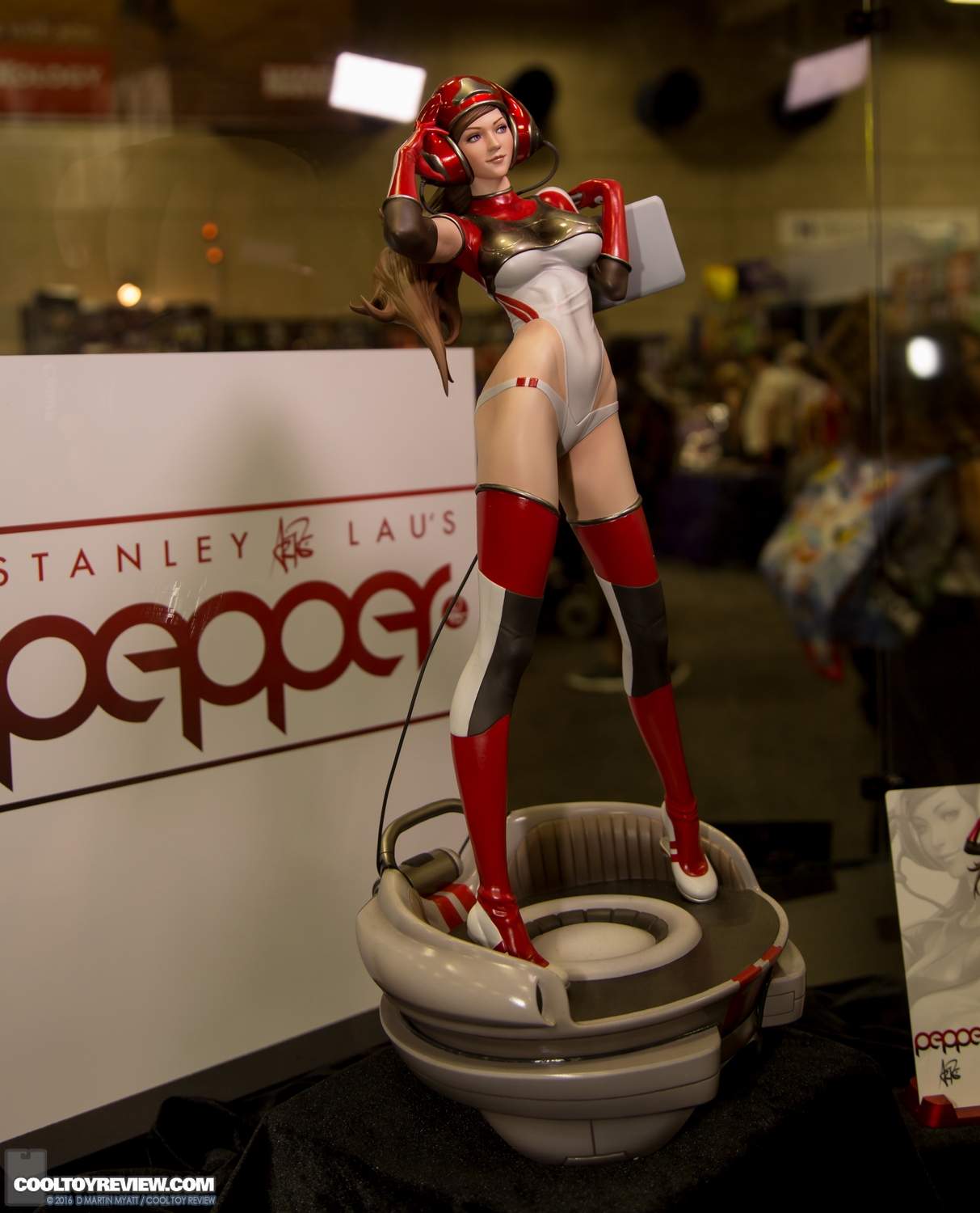 2016-SDCC-Sideshow-Collectibles-002.jpg