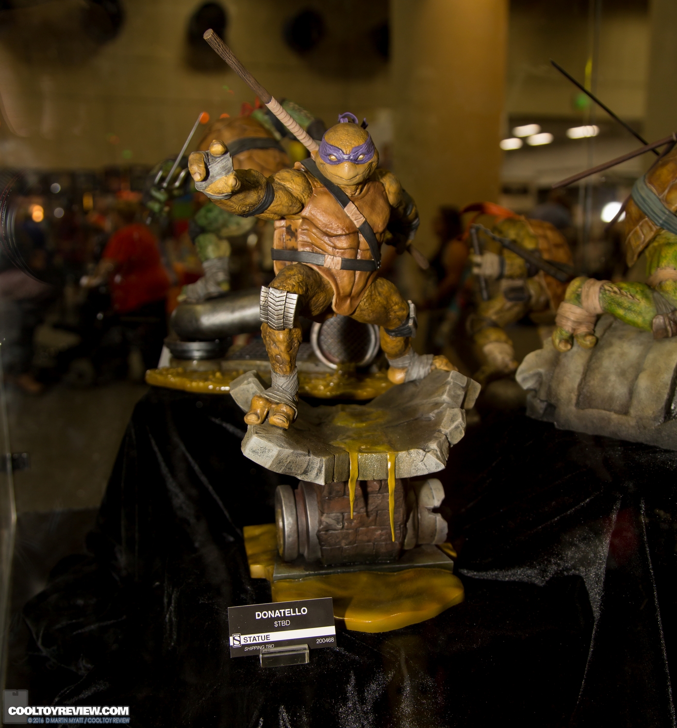 2016-SDCC-Sideshow-Collectibles-003.jpg