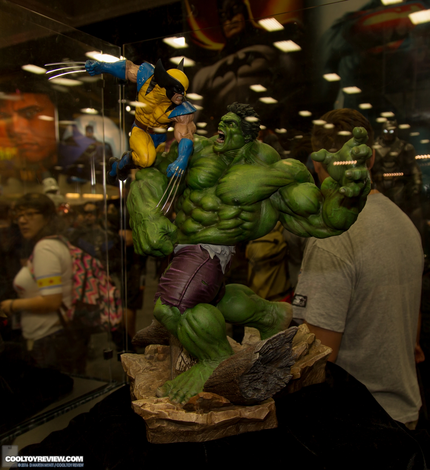 2016-SDCC-Sideshow-Collectibles-026.jpg