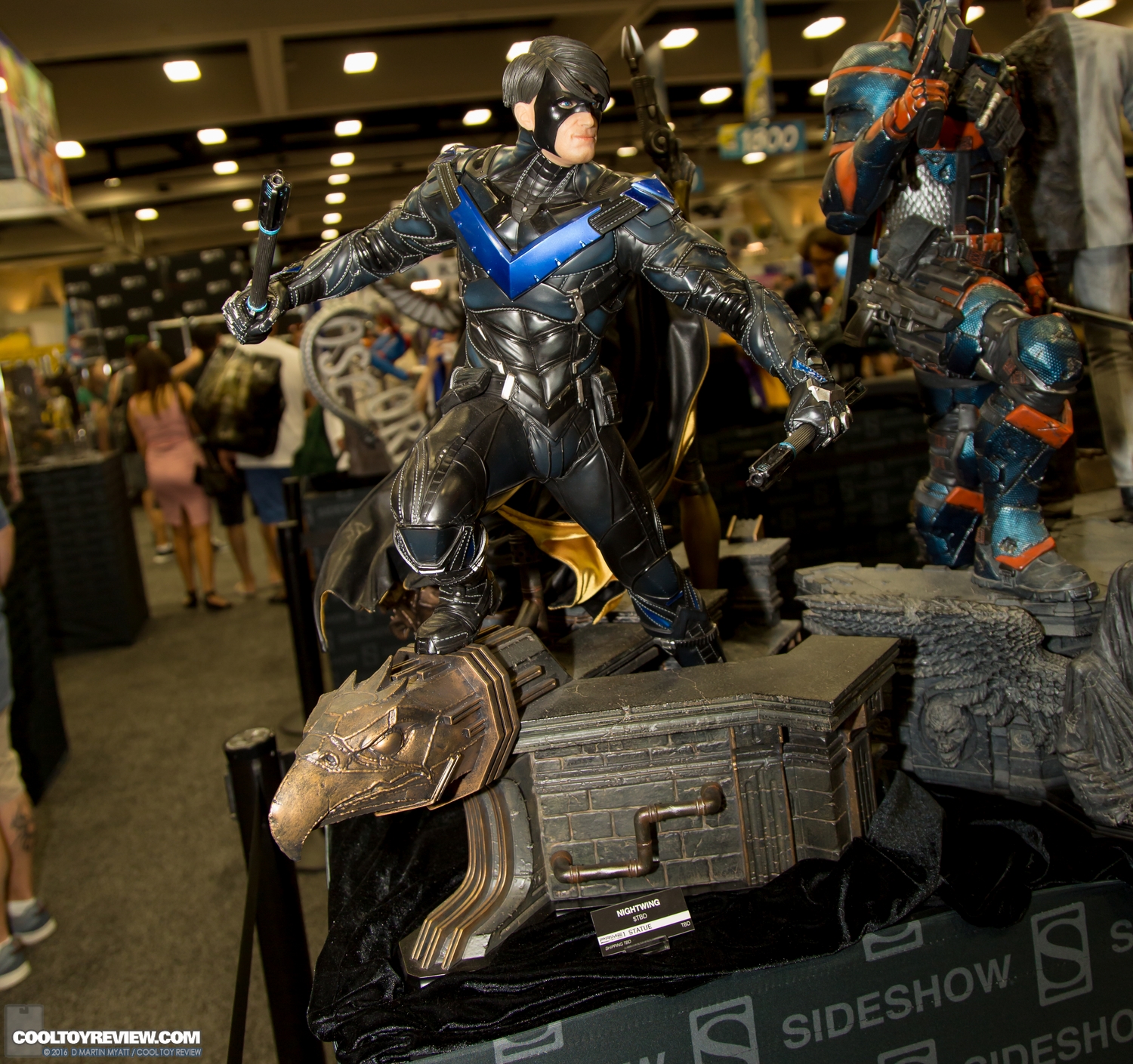 2016-SDCC-Sideshow-Collectibles-051.jpg