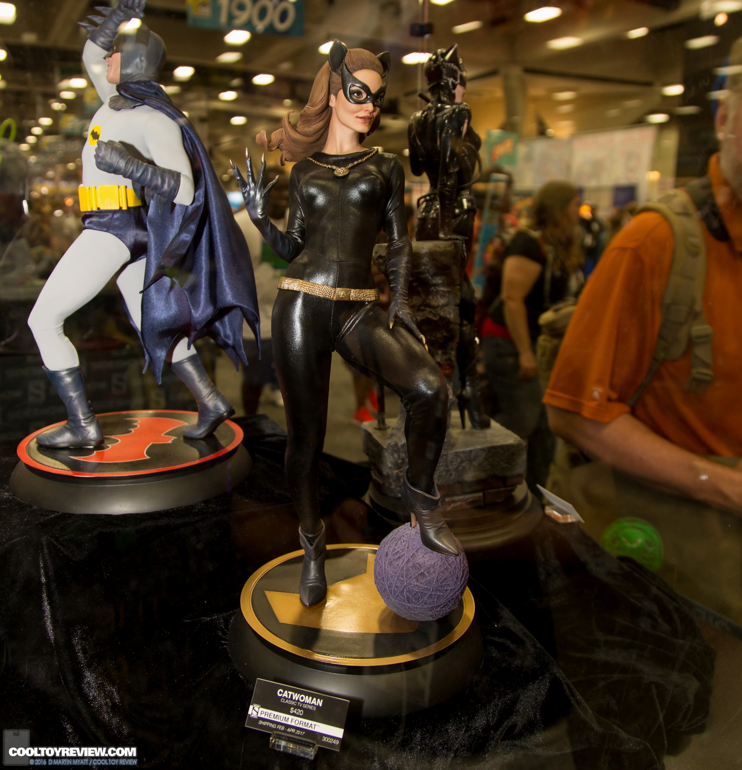 2016-SDCC-Sideshow-Collectibles-057.jpg