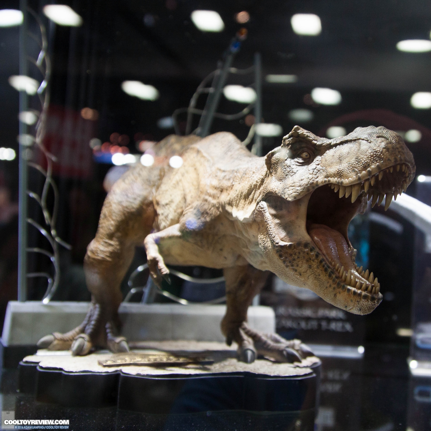 san-diego-comic-con-chronicle-collectibles-booth-008.jpg
