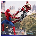 Hot-Toys-MMS426-Spider-Man-Homecoming-Deluxe-015.jpg