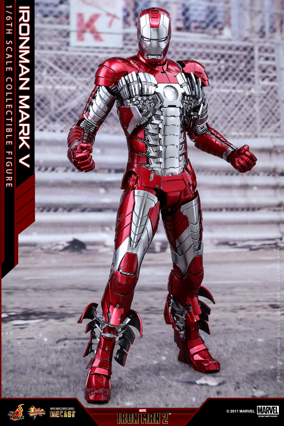 HotToys-MMS400D18-Iron-Man-2-Mark-V-Diecast-Collectible-Figure-003.jpg