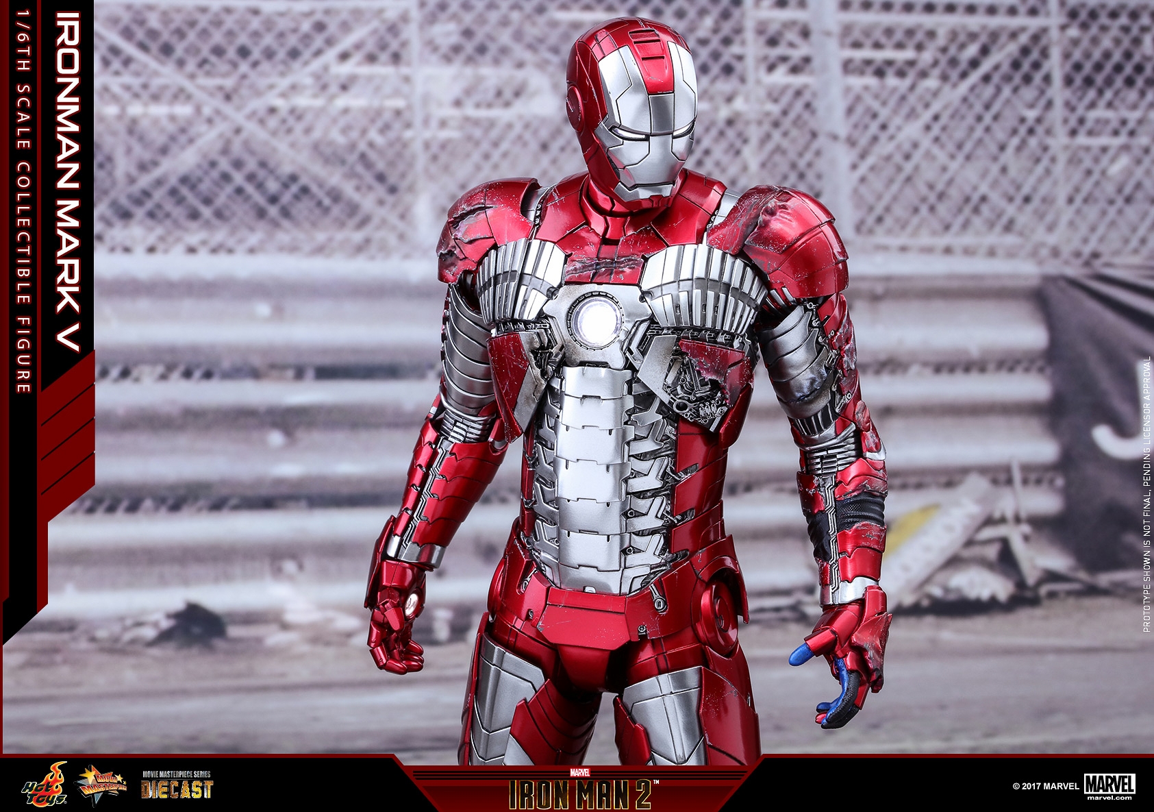 HotToys-MMS400D18-Iron-Man-2-Mark-V-Diecast-Collectible-Figure-021.jpg