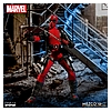 Mezco-Toyz-Marvel-Comics-Deadpool-One-12-003.jpg