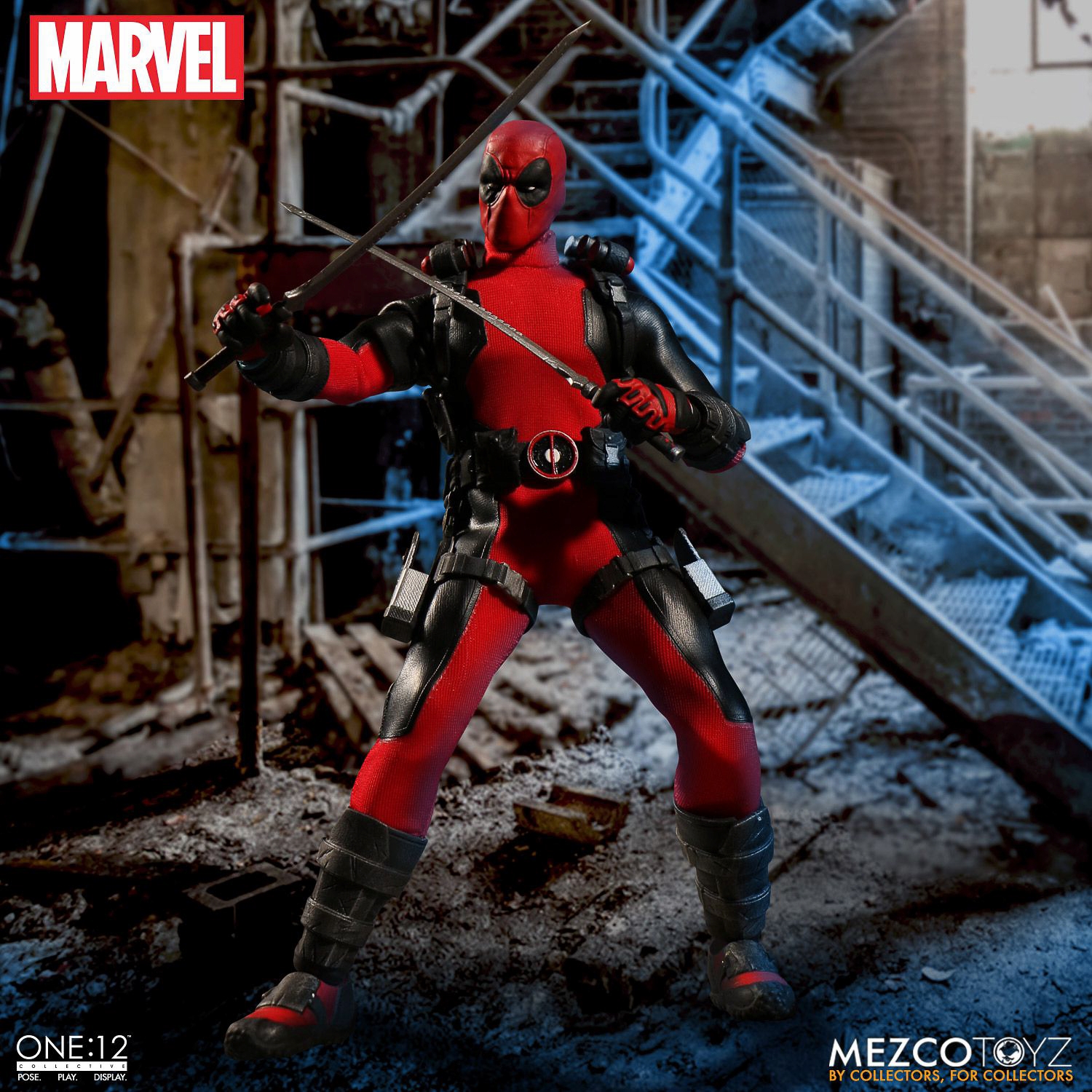 Mezco-Toyz-Marvel-Comics-Deadpool-One-12-003.jpg