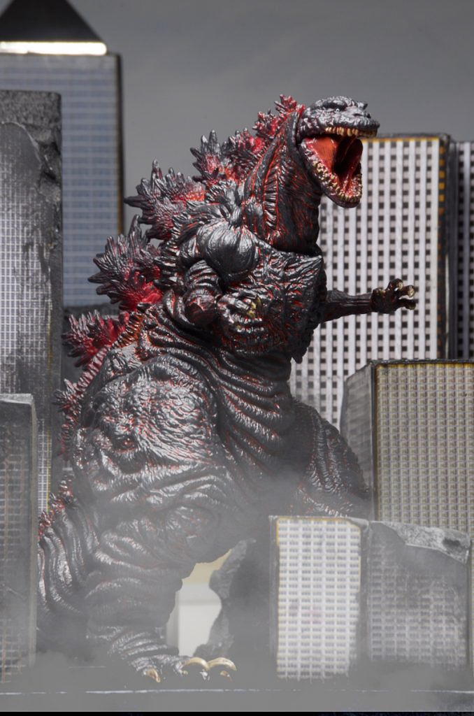 NECA-Shin-Godzilla-002.jpg