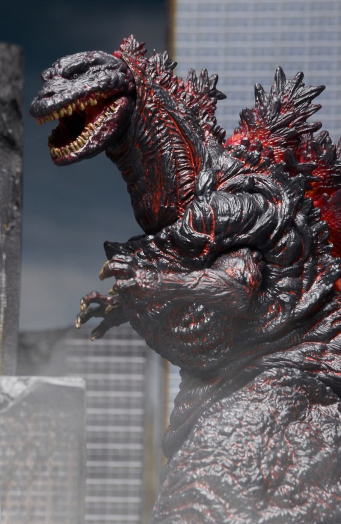 NECA-Shin-Godzilla-006.jpg