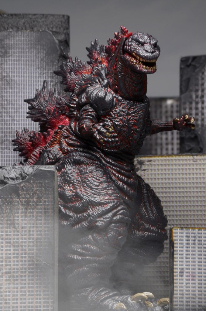 NECA-Shin-Godzilla-007.jpg