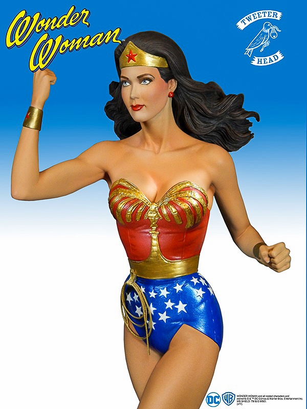 Tweeterhead-Lynda-Carter-Wonder-Woman-Statue-004.jpg