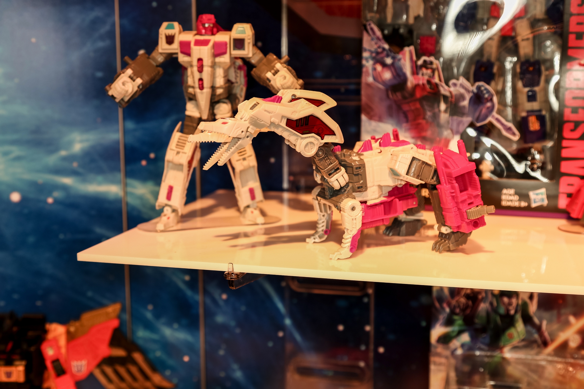 2018-International-Toy-Fair-Hasbro-Transformers-004.jpg