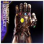 Hot-Toys-LMS006-Avengers-Infinity-War-Infinity-Gauntlet-001.jpg