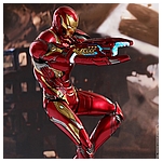Hot-Toys-MMS473D23-Avengers-Infinity-War-Iron-Man-Collectible-Figure-005.jpg