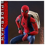 Hot Toys - SMHC - 1-4 Spider-Man collectible figure_PR5.jpg
