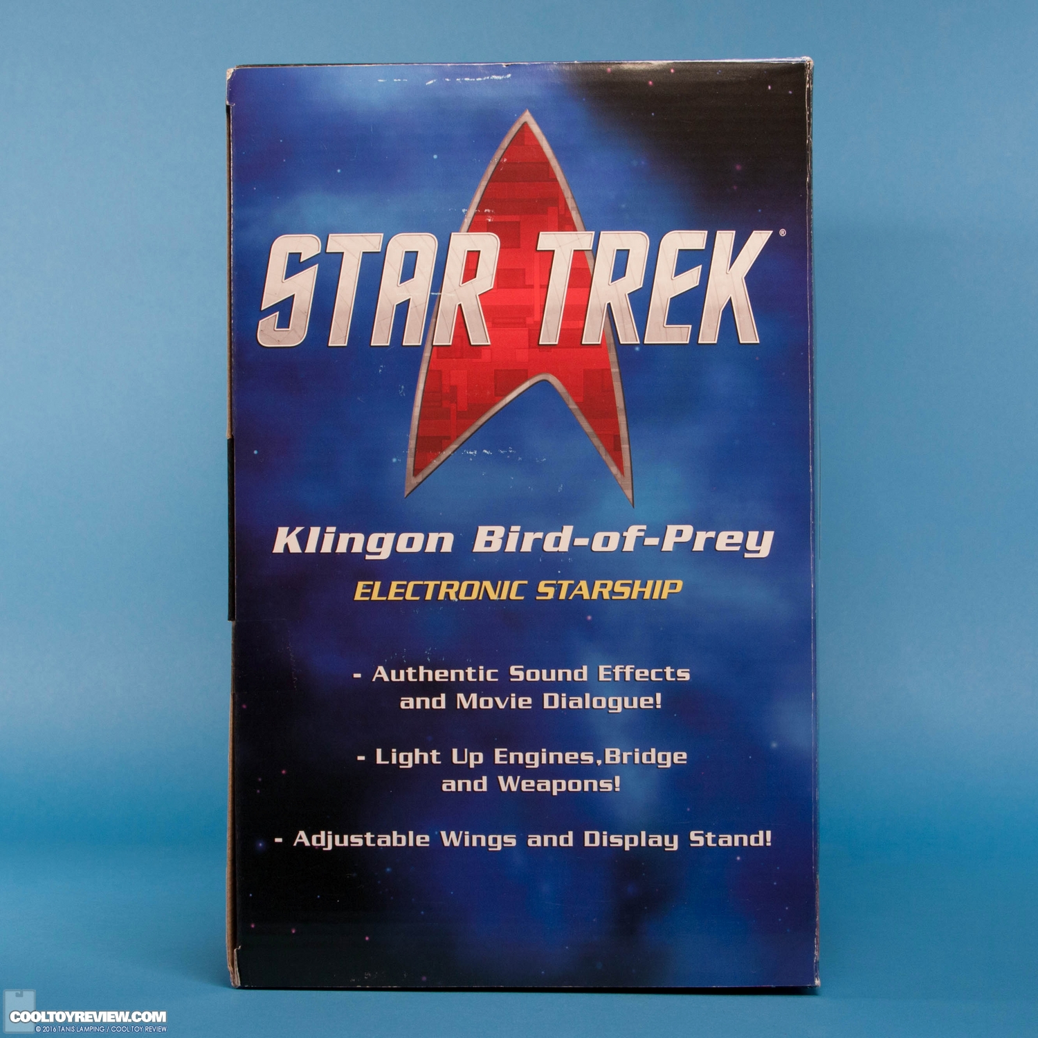 klingon-bird-of-prey-electronic-starship-diamond-select-toys-015.jpg