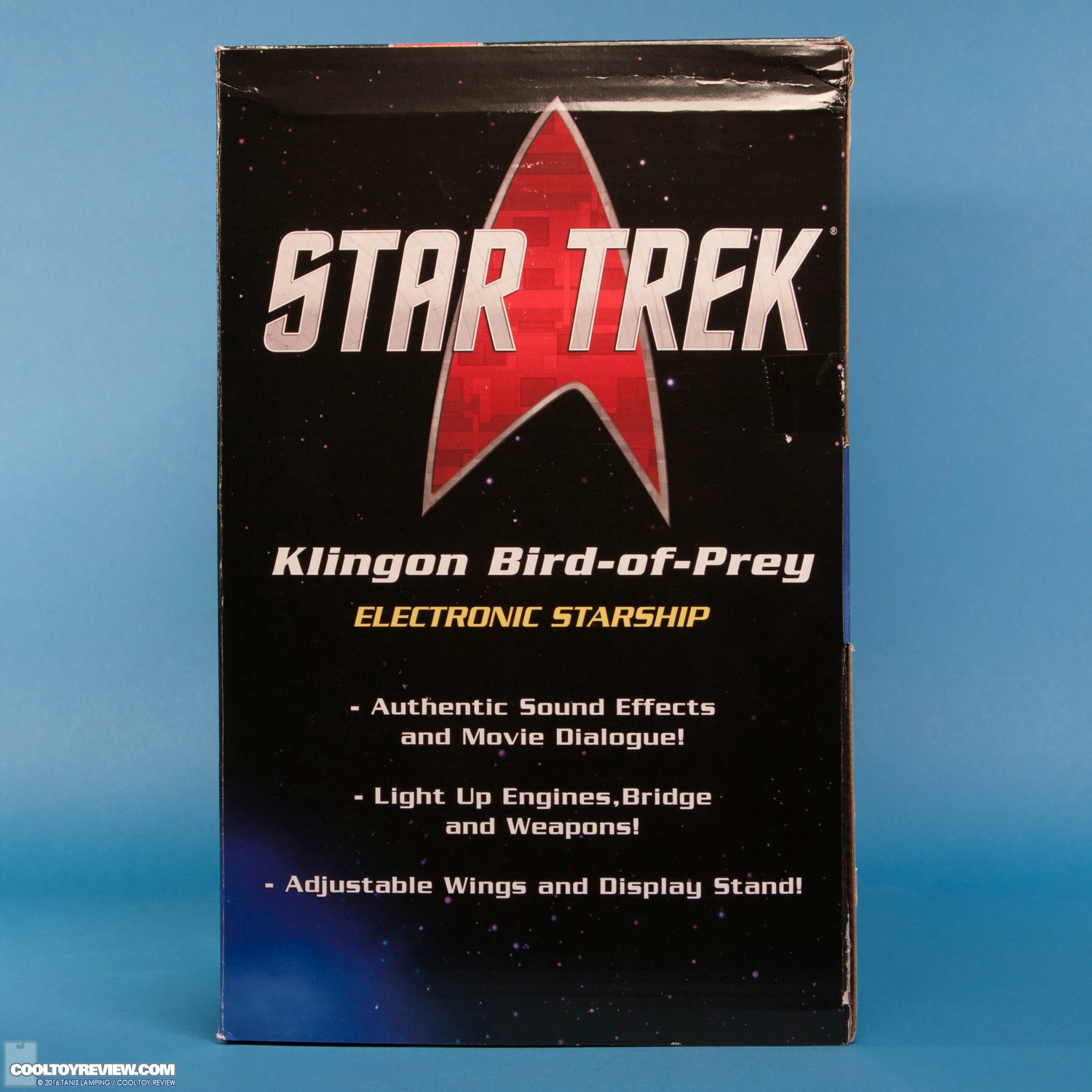 klingon-bird-of-prey-electronic-starship-diamond-select-toys-016.jpg