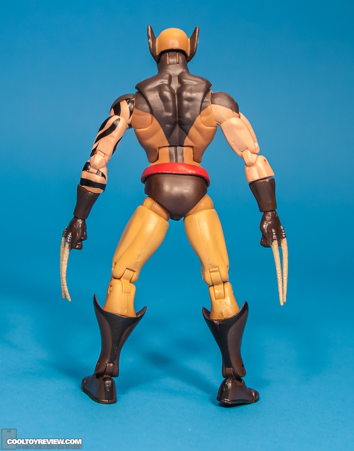 Dark_Wolverine_Masked_Marvel_Legends_Hasbro-04.jpg