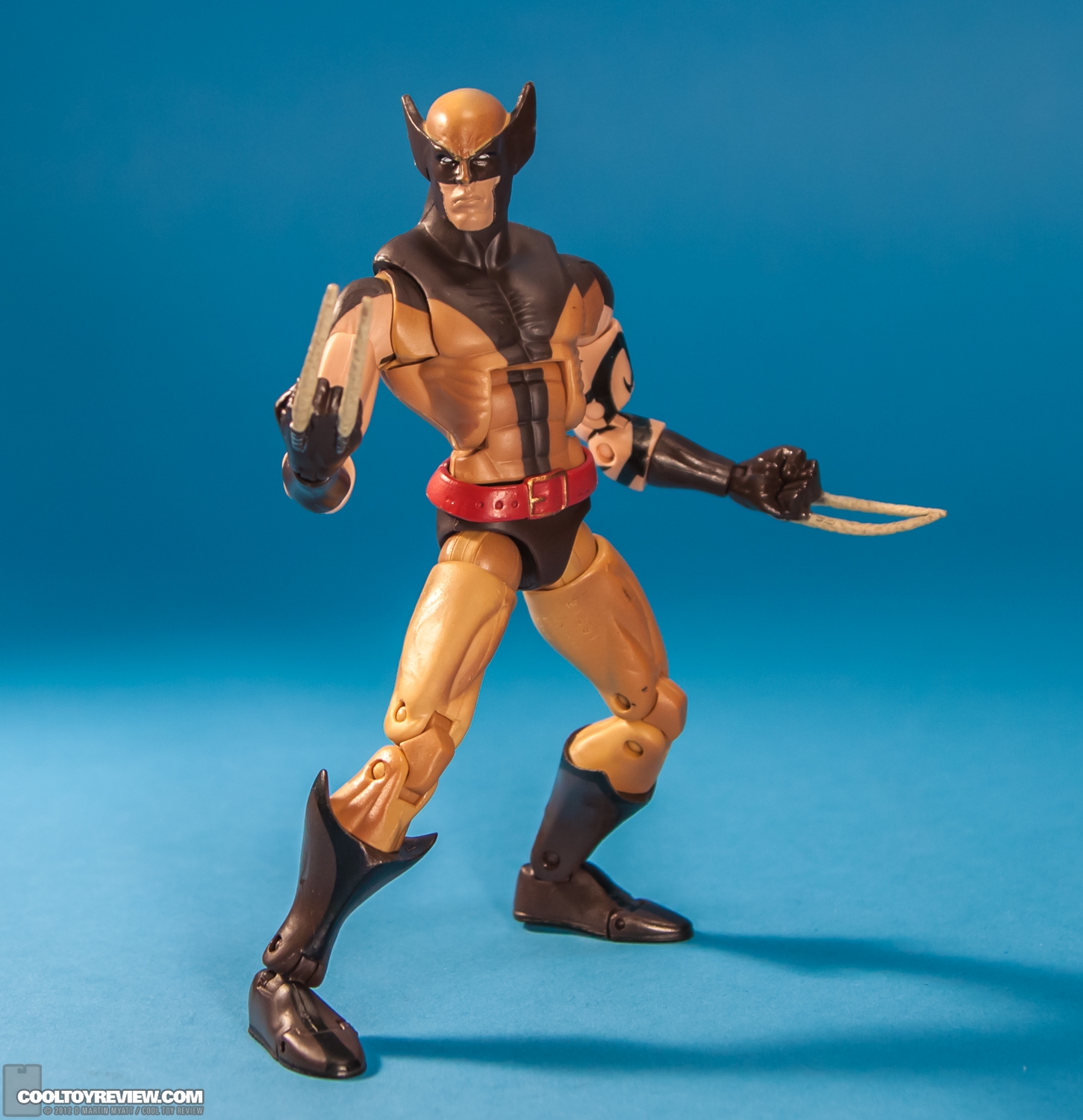 Dark_Wolverine_Masked_Marvel_Legends_Hasbro-09.jpg