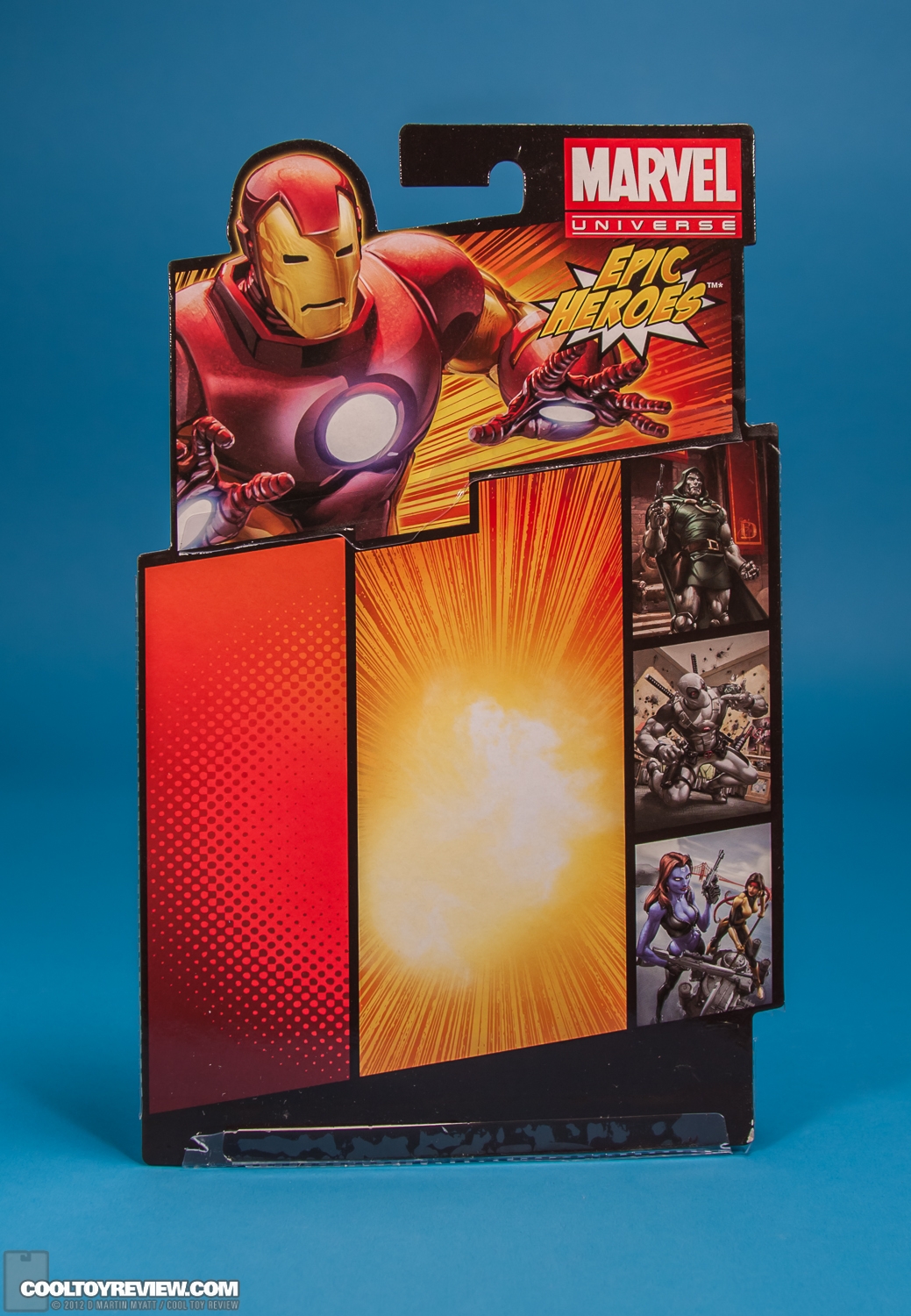 Iron_Man_Neo-Classic_Marvel_Legends_Hasbro-14.jpg