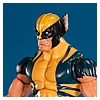 Wolverine-Marvel-Legends-Puck-Series-Hasbro-007.jpg