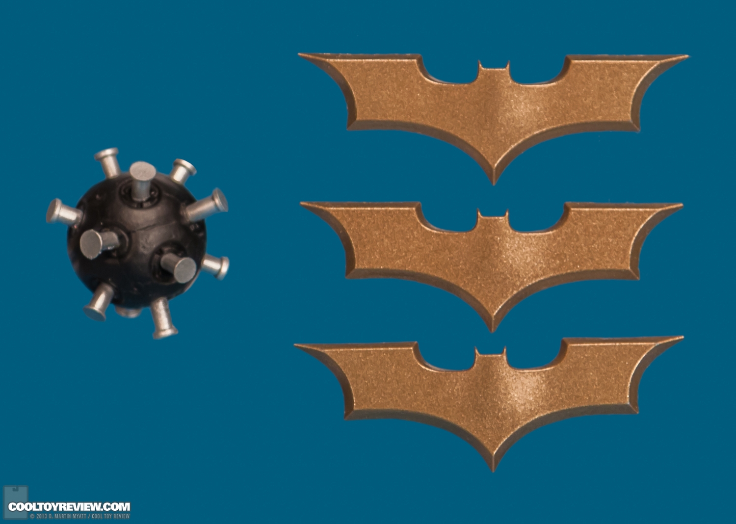 Batman-QS001-Quarter-Scale-Figure-Hot-Toys-029.jpg