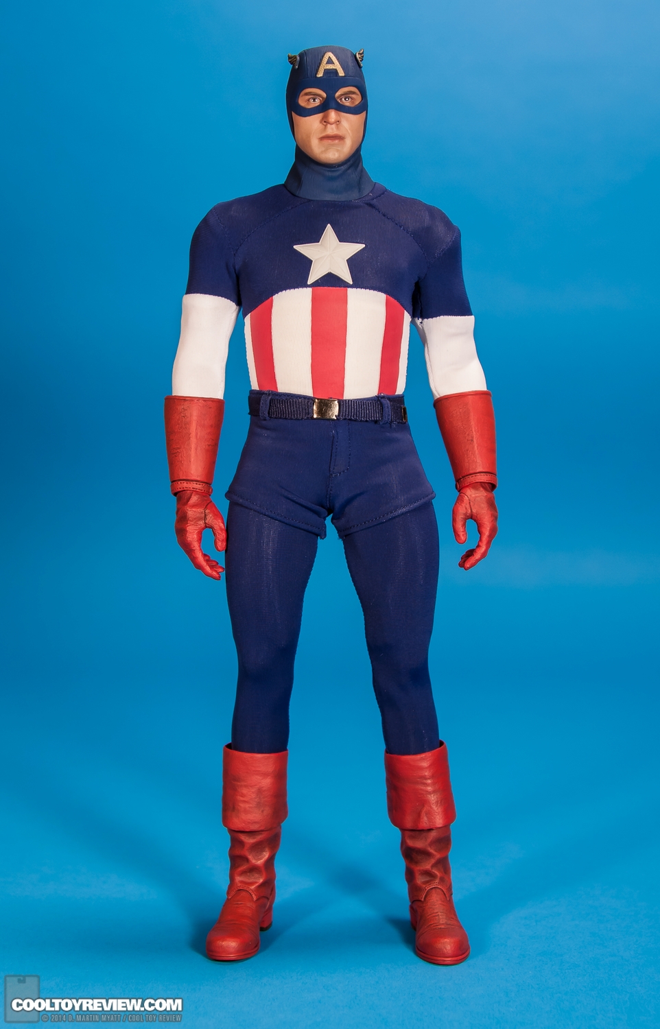 Captain-America-Star-Spangled-Man-MMS-205-Hot-Toys-001.jpg