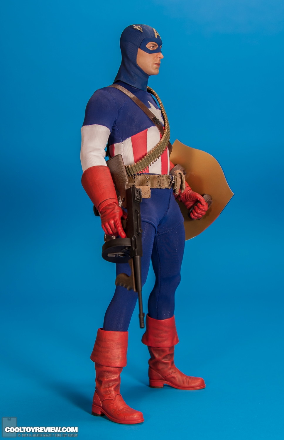 Captain-America-Star-Spangled-Man-MMS-205-Hot-Toys-006.jpg